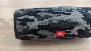JBL CHARGE 4