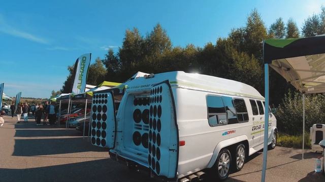 Собираем громкие тачки! Громкая Москва! Будни Автокасты!