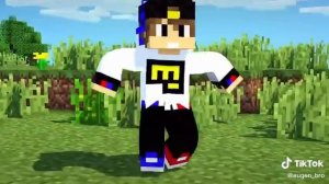 Вот это поворот меня ужалила пчела