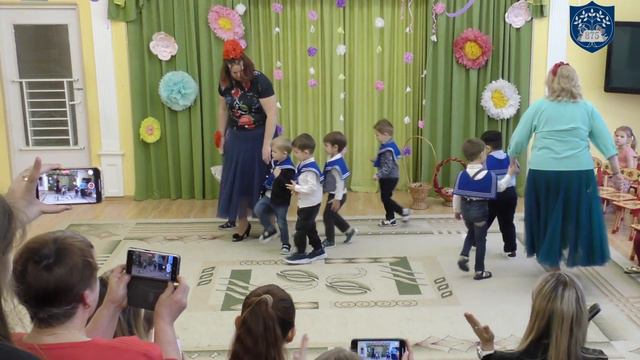 Утренник, посвящённый женскому дню 8 марта "Кастрюля-хитрюля" №34 06 03 2024 смотреть онлайн