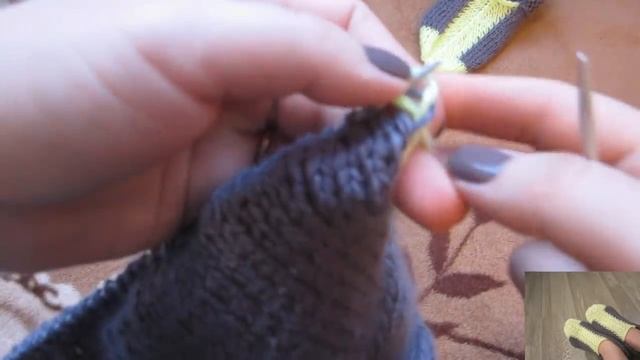 Простые следки на двух спицах