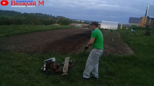 Посадка картофеля самодельной электролебедкой
