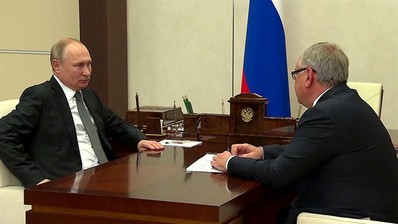 Банк ВТБ с начала апреля предоставил "кредитные каникулы" для 40 тысяч своих клиентов