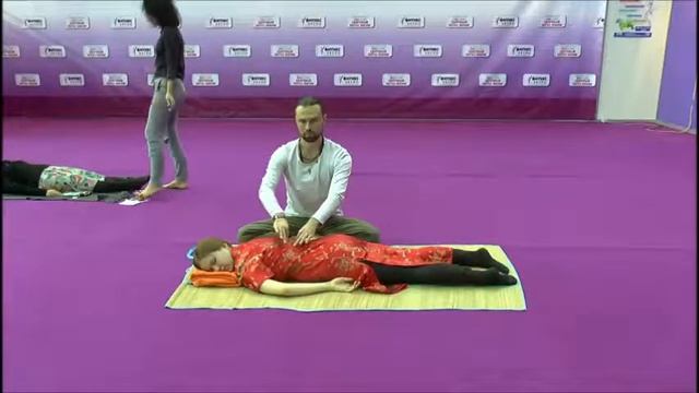 Презентация глубинных практик на выставке "ЗОЖ 2015" Санкт-Петербург.