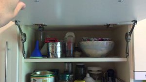 Прямая кухня в хрущевке