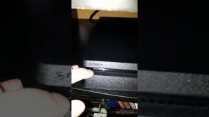 PS4 Slim(cuh 2108b) не включается мигает синим