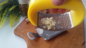 Лучший пресс для чеснока: давит чеснок без отходов