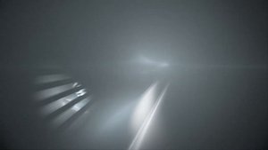 Бесплатные футажи. Лучи света на сером фоне. Footage of the rays of light on gray background.