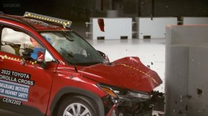2022 Toyota Corolla Cross - Crash Test by IIHS | Small SUV | Toyota Corolla Cross 2022