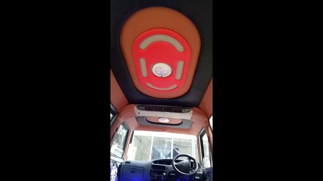 #Toyota Qualis center folding seats modified FULL смотреть онлайн