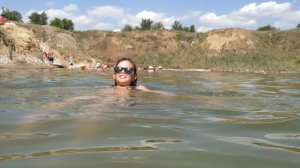 Первый день отдыха в Соль Илецк. Купаемся в озере со средней концентрацией соли.