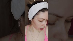 Как легко снять тейпы с лица