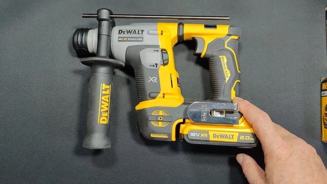 Мой выбор компактного перфоратора. DeWALT DCH172 ? или DeWALT DCH072? смотреть онлайн