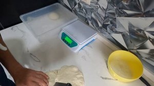 Неаполитанская пицца Маргарита на пекарском камне. Пулиш Влажность теста 70% с двойной ферментацией