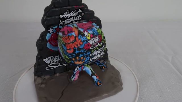 Miles Morales Street Art Funko Pop смотреть онлайн