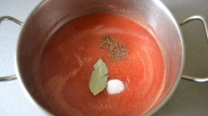 Кетчуп из помидор и слив