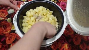 КАРТОШКА С КУРИЦЕЙ / тушеный картофель с курицей в мультиварке / chicken with potatoes