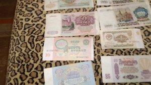 Зачем переплачивать в несколько раз, если можно купить набор отличных денег СССР недорого!