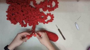 Новогодняя Елочная игрушка конфета из Ализе Пуффи файн