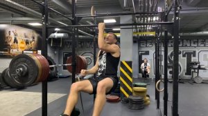 КАК НАУЧИТЬСЯ ПОДТЯГИВАТЬСЯ НА ОДНОЙ РУКЕ ЗА 10 ДНЕЙ. 5 УПРАЖНЕНИЙ.