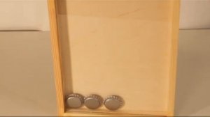 Копилка для пивных крышек с вертикальным хранением