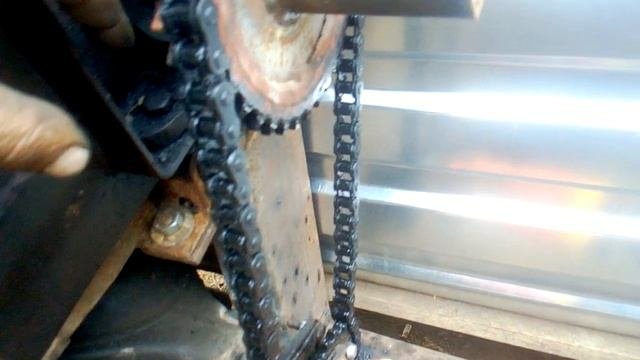 Комбайн для уборки кукурудзи у початках. Русло від херсонця.
