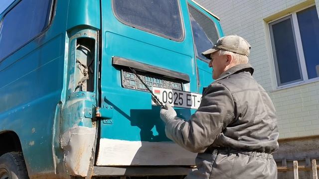 Как за "копейки" перекрасить автомобиль, с применением краскопульта и краски по ржавчине. Car paint смотреть онлайн