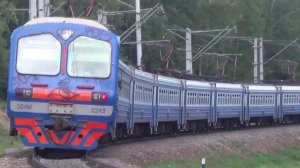 Станция Мытищи и электропоезда ЭМ4 и ЭД4М сообщениями Пушкино, Софрино, Фрязино, Монино