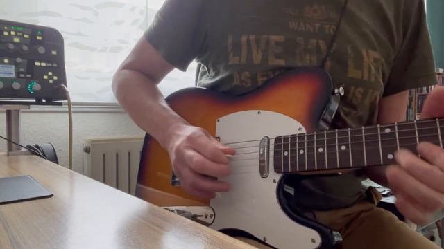 Ericton Telecaster Sunburst смотреть онлайн