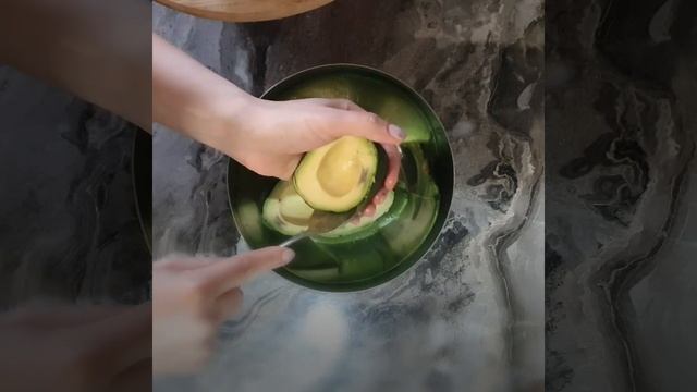 Гуакамоле классический рецепт вкуснейшего мексиканского соуса #гуакамоле смотреть онлайн
