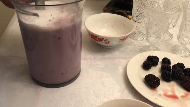 Fruit Smoothie ?? & Смузи с Клубникой Бананом,Малиной и Ежевикой & Очень Быстро и Вкусно смотреть онлайн
