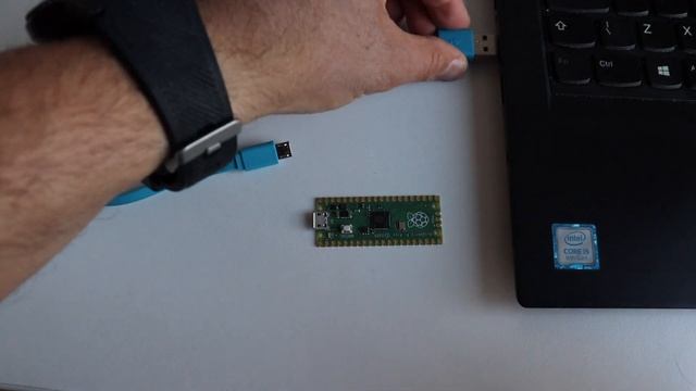 MicroPython on Raspberry Pi Pico with Thonny IDE