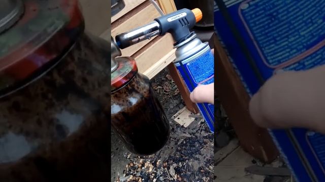 Подготовка дымогенератора к копчению.
