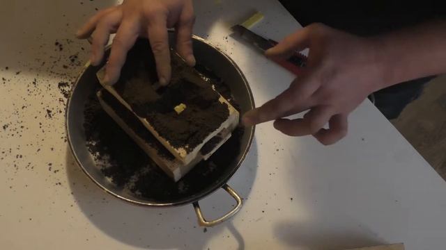 Делаю ролик на гриндер, без токарки, литьё алюминия смотреть онлайн