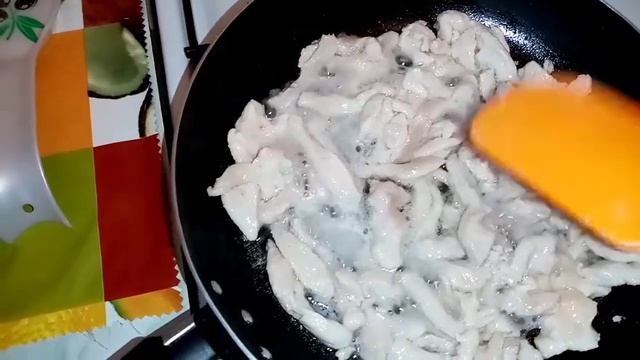 Фунчоза с овощами и курицей. Салати Фунчоза бисёр болаззат ва осонак ✅