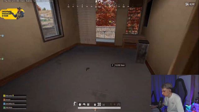 ДЕСАУТ ПОЗВАЛ ГОЛОВАЧА В ПАБГ! | des0ut, StRoGo, GUACAMOLEMOLLY и LenaGol0vach играют вместе в PUBG