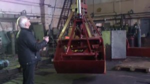 Одноканатный грейфер с автоматической защелкой принцып работы