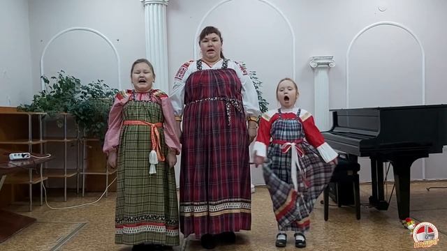 Онлайн-фестиваль семейного творчества «Уродилась Коляда накануне Рождества». Семья Семёновых.