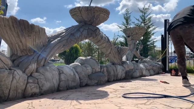 Изготовление и покраска бордюра. Работа мастера Эльдара Асанова. смотреть онлайн