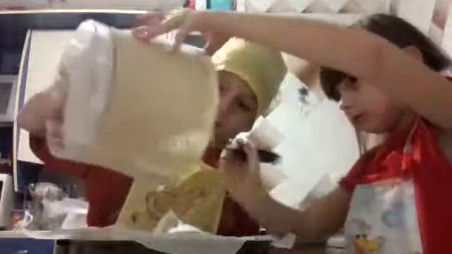 Как испечь бисквит? смотреть онлайн