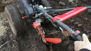 Weima 900m-3 вспашка плугом ВРМЗ