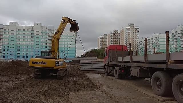 Работа экскаватора Komatsu смотреть онлайн