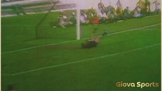 Ladislao Mazurkiewicz "Mazurka" --Yashin's Legacy-- (Best saves) смотреть онлайн