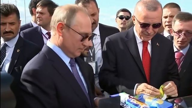 Putin buys Erdogan ice cream, shows off new Su-57 fighter jet during a visit to Russia