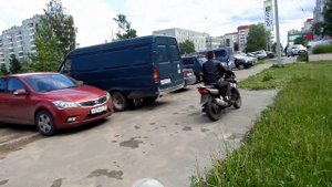 Мопед Sprinter. Скромный отжиг на травке.