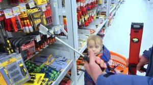 ФЁДОР vs ПАПА.  ПОКУПКИ НАСТОЯЩЕГО МУЖЧИНЫ!/FEDOR vs PAPA. SHOPPING REAL MAN!