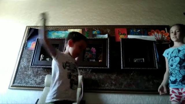 Я учу Севу прыгать на скакалке смотреть онлайн