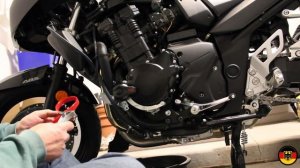 Suzuki GSX1250FA Oil Change