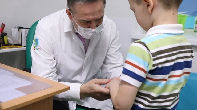 Детский хирург в ДМЦ "Росточек" смотреть онлайн