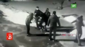 В Челябинске на месте, где зарезали 17 летнего парня, оставили угрожающую надпись